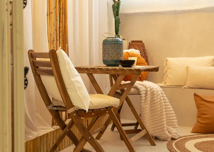 Johnny's Beach Bay 3*