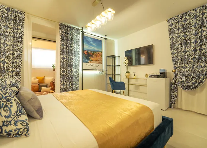 Johnny's Beach Bay 3*